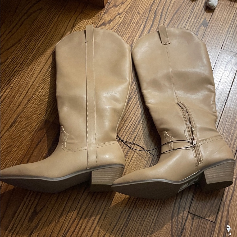 Tan Cowgirl Boots